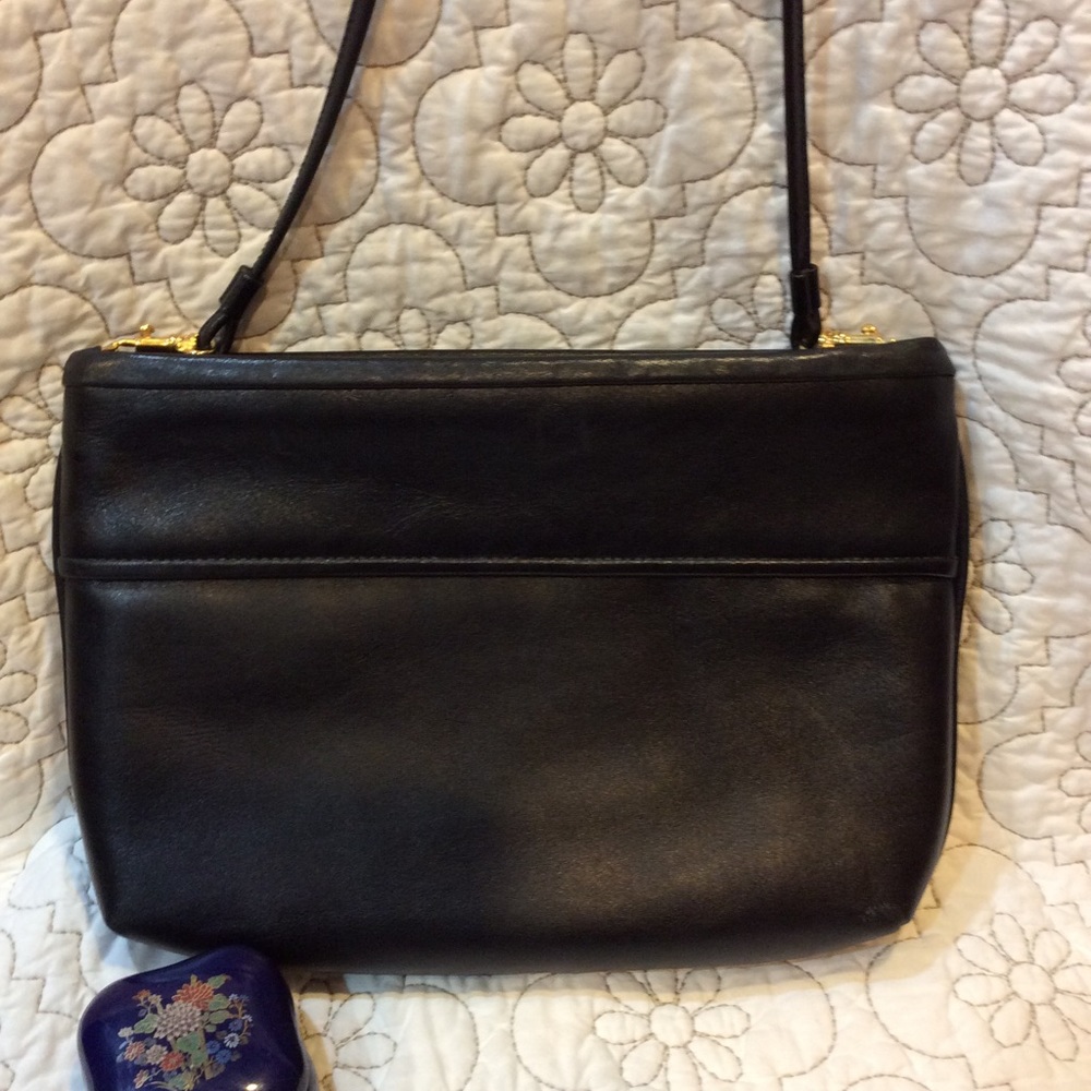FIELD MANOR Leather Bag